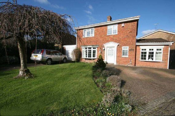 4 bedroom Detached f...